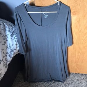 American Eagle Grey Quarter Length T